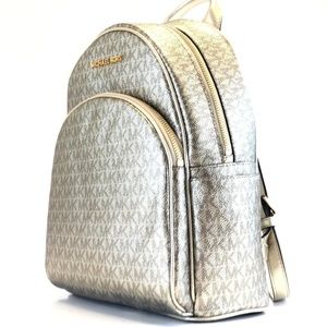 BNWT Michael Kors Abbey Medium Pale Gold Packpack